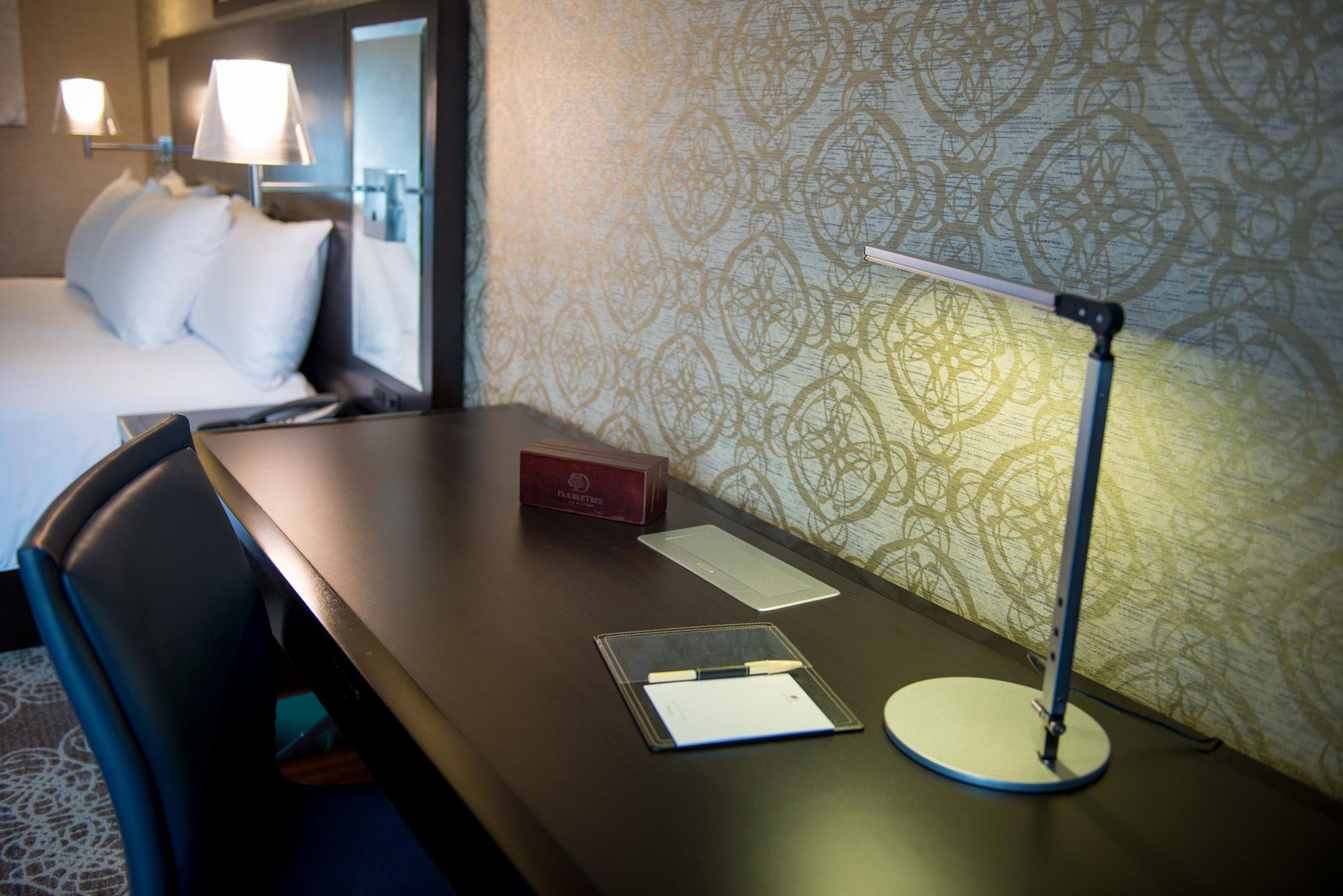 מלון Doubletree By Hilton בינגהמטון מראה חיצוני תמונה