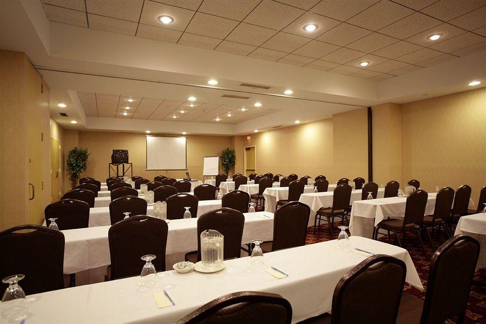 מלון Doubletree By Hilton בינגהמטון מראה חיצוני תמונה